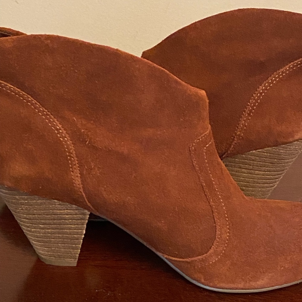 Carlos Santana Brooky Bootie.